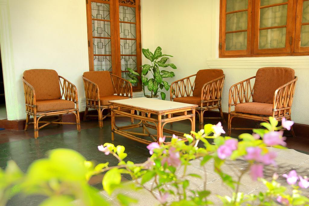 Holiday Nest Bed & Breakfast Wadduwa Exterior foto
