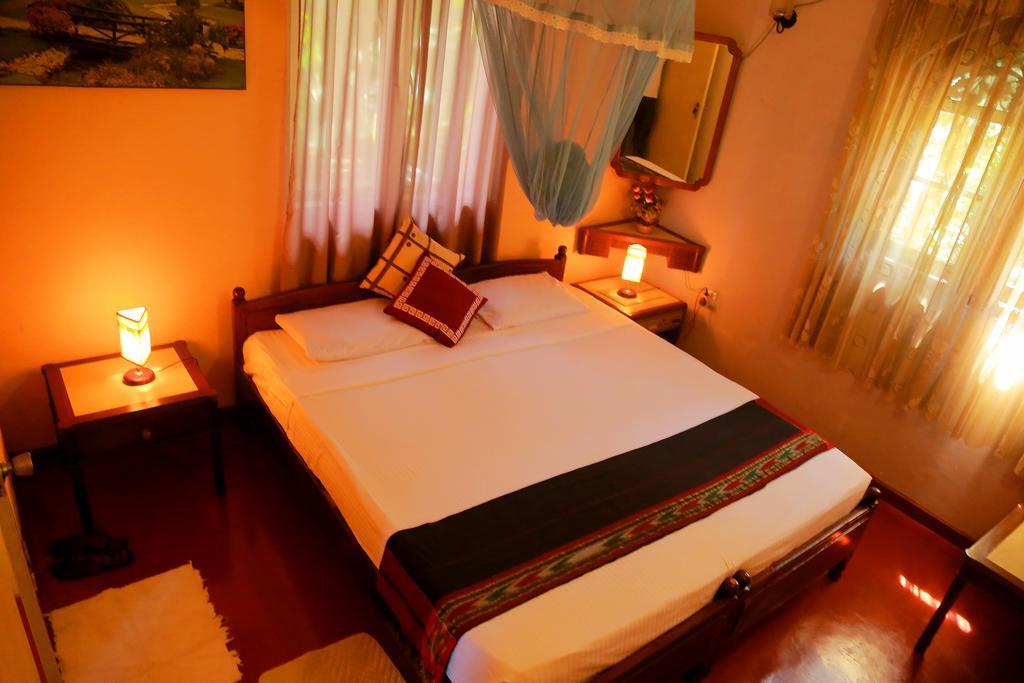 Holiday Nest Bed & Breakfast Wadduwa Exterior foto